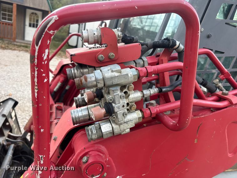 image for item DO2390 2017 Takeuchi TL10V2 tracked skid steer loader