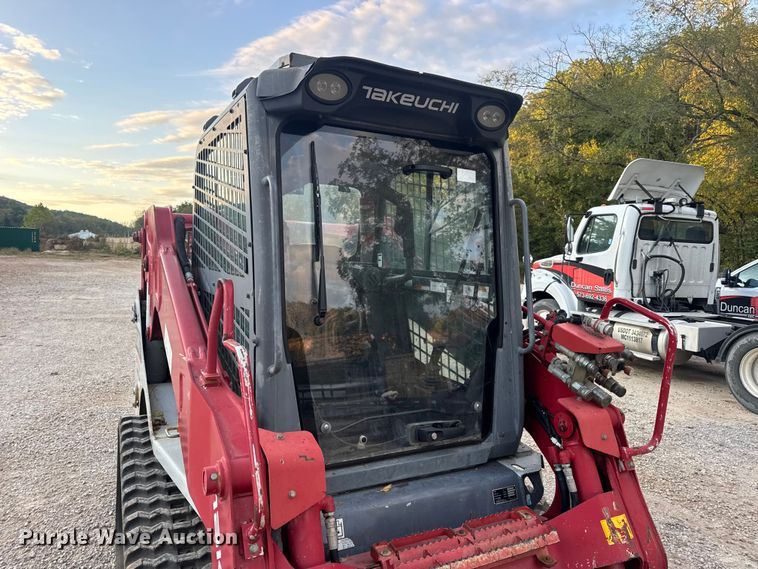 image for item DO2390 2017 Takeuchi TL10V2 tracked skid steer loader