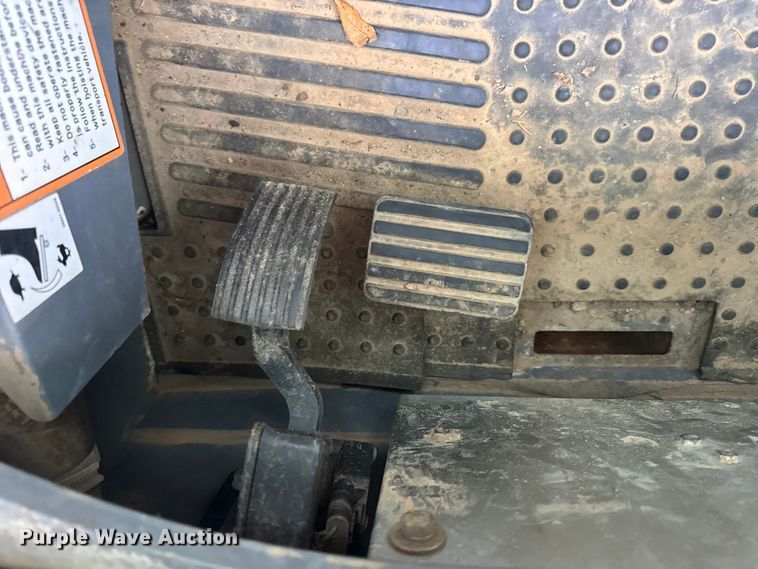 image for item DO2390 2017 Takeuchi TL10V2 tracked skid steer loader