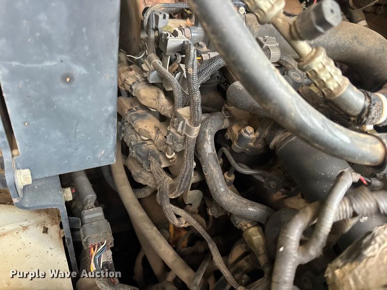 image for item DO2390 2017 Takeuchi TL10V2 tracked skid steer loader