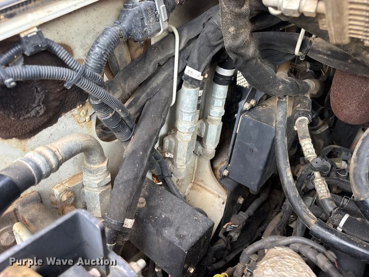 image for item DO2390 2017 Takeuchi TL10V2 tracked skid steer loader