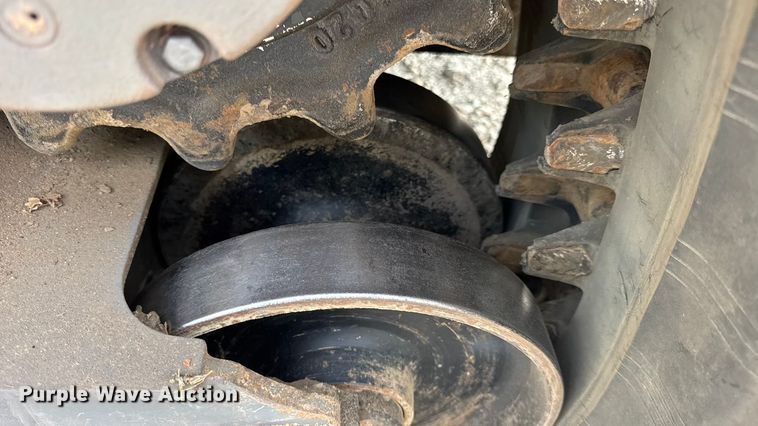 image for item DO2390 2017 Takeuchi TL10V2 tracked skid steer loader