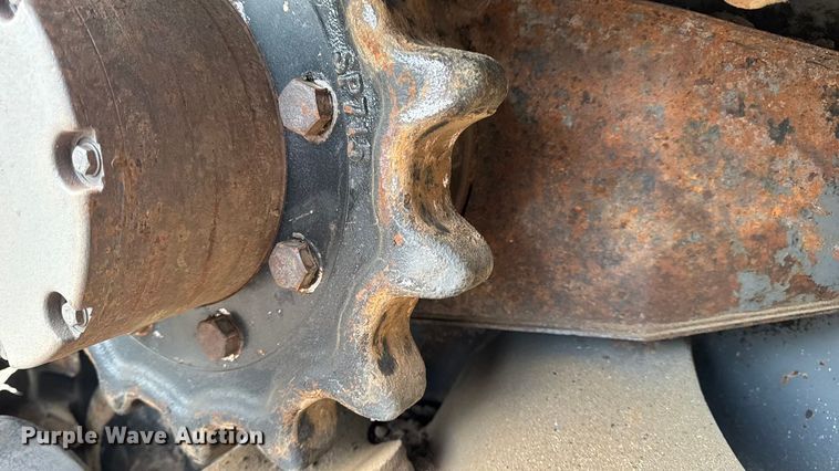 image for item DO2390 2017 Takeuchi TL10V2 tracked skid steer loader