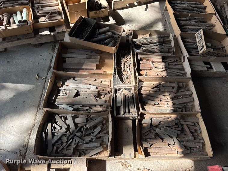 image for item DO2398 (4) pallets of tools