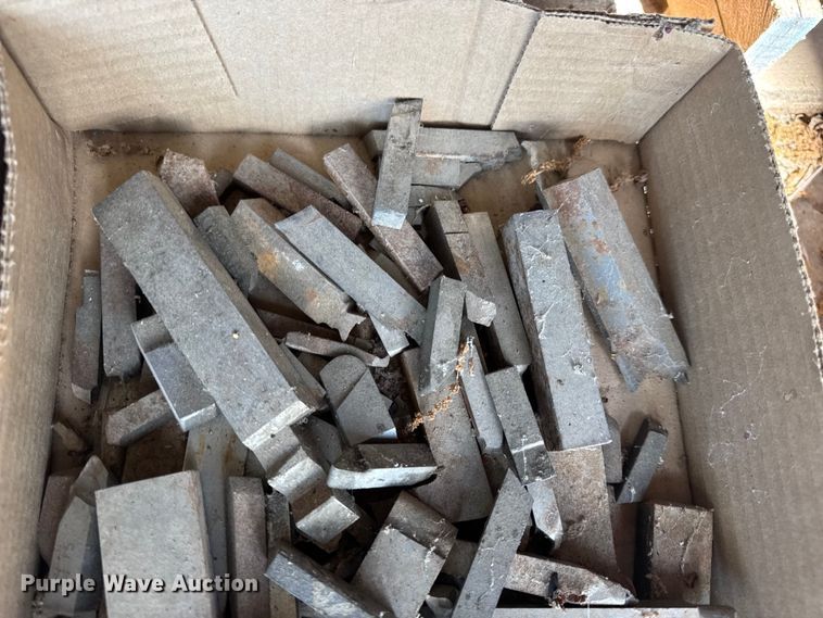 image for item DO2398 (4) pallets of tools