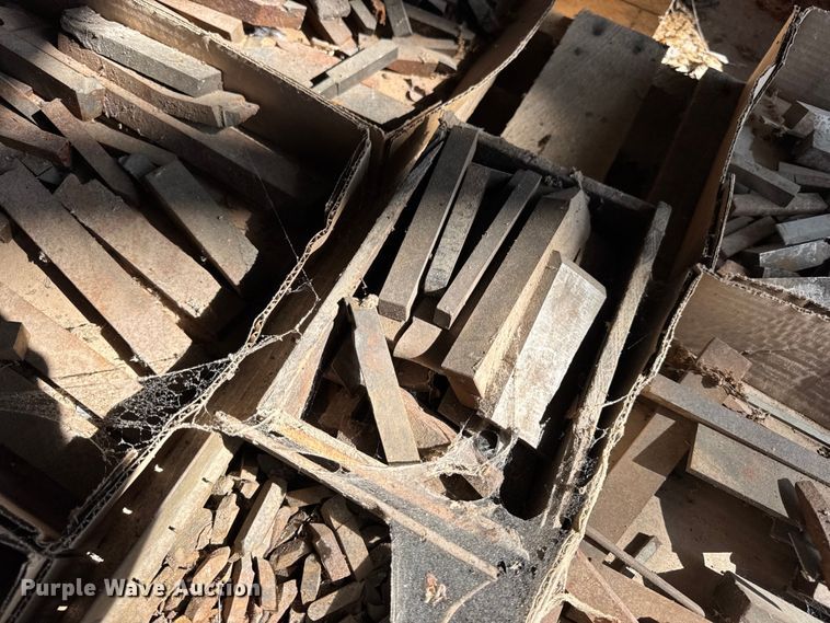 image for item DO2398 (4) pallets of tools