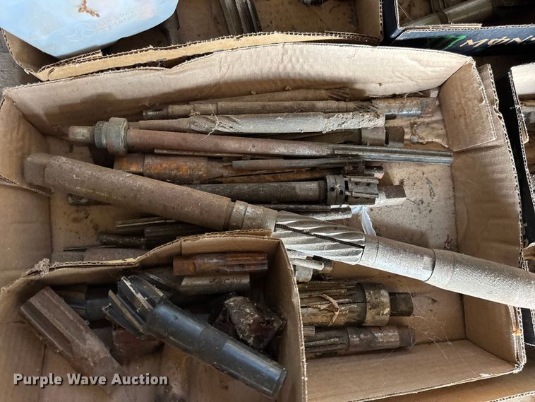 image for item DO2398 (4) pallets of tools