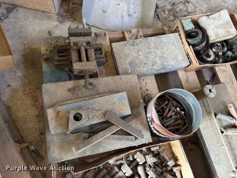 image for item DO2398 (4) pallets of tools