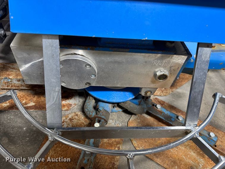 image for item DO2407 2023 Bartell Global Titan 96 power trowel