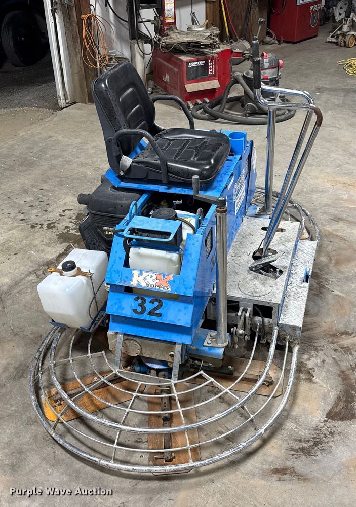 image for item DO2409 2023 Bartell Global Titan 96 power trowel