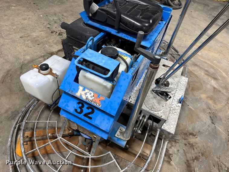 image for item DO2409 2023 Bartell Global Titan 96 power trowel