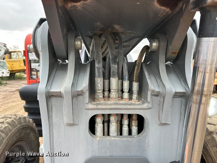 image for item DP5020 2019 SkyJack SJ1044 TH telehandler