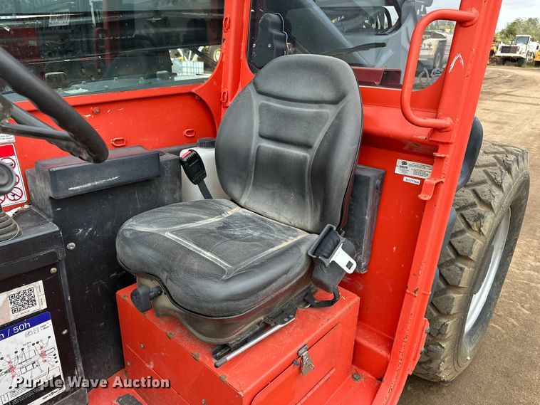 image for item DP5020 2019 SkyJack SJ1044 TH telehandler