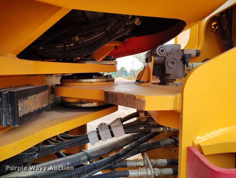 image for item DP5021 2014 Hyundai HL970 wheel loader