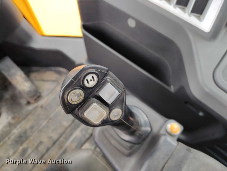 image for item DP5021 2014 Hyundai HL970 wheel loader