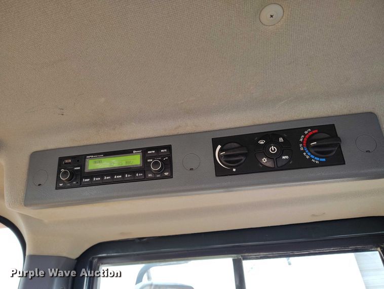 image for item DP5021 2014 Hyundai HL970 wheel loader