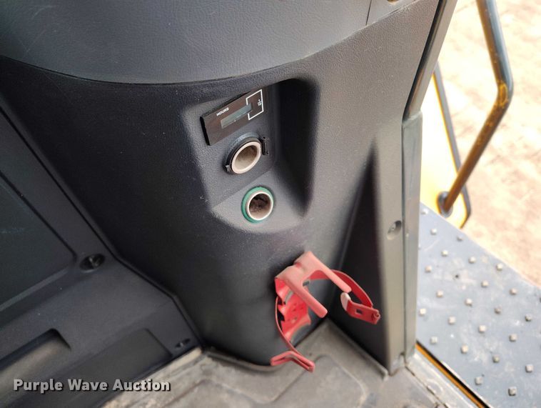 image for item DP5021 2014 Hyundai HL970 wheel loader