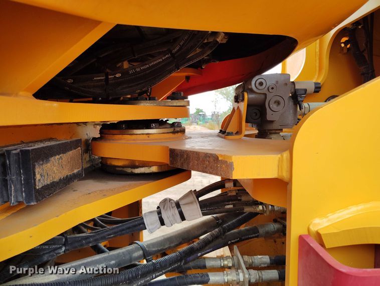 image for item DP5021 2014 Hyundai HL970 wheel loader