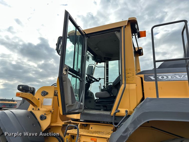 image for item DP5022 2015 Volvo L110H wheel loader