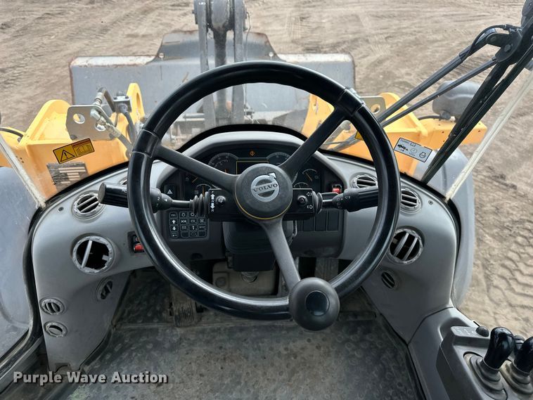 image for item DP5022 2015 Volvo L110H wheel loader