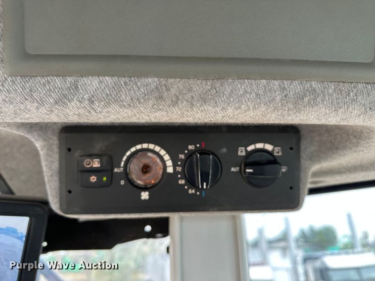 image for item DP5022 2015 Volvo L110H wheel loader