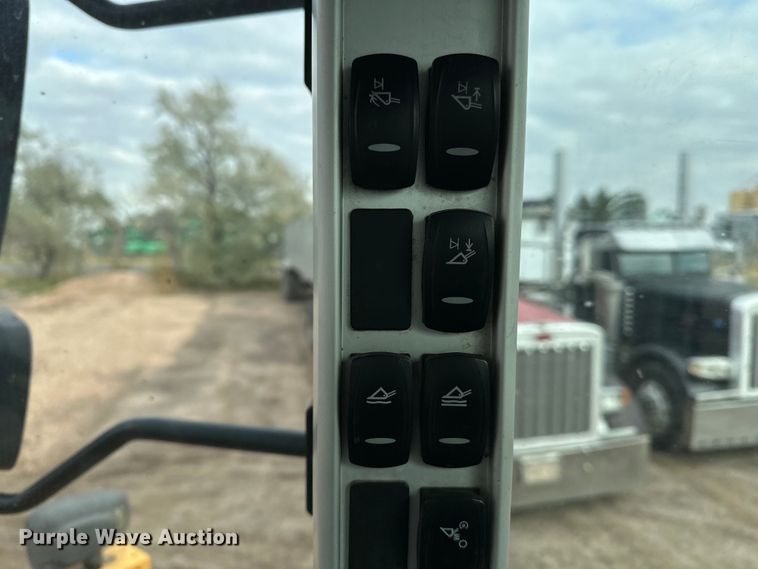 image for item DP5022 2015 Volvo L110H wheel loader