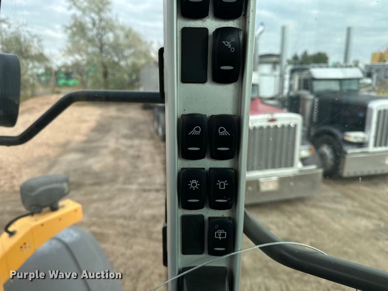 image for item DP5022 2015 Volvo L110H wheel loader