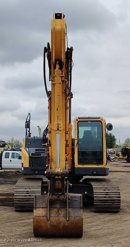 image for item DP5024 2013 Hyundai Robex 235LCR-9 excavator