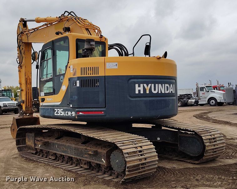 image for item DP5024 2013 Hyundai Robex 235LCR-9 excavator