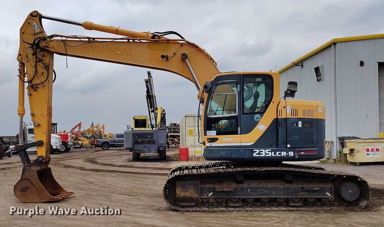 image for item DP5024 2013 Hyundai Robex 235LCR-9 excavator