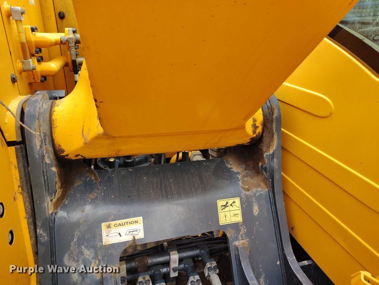 image for item DP5024 2013 Hyundai Robex 235LCR-9 excavator