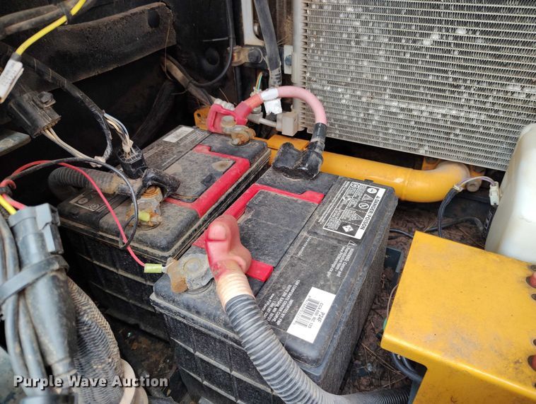 image for item DP5024 2013 Hyundai Robex 235LCR-9 excavator