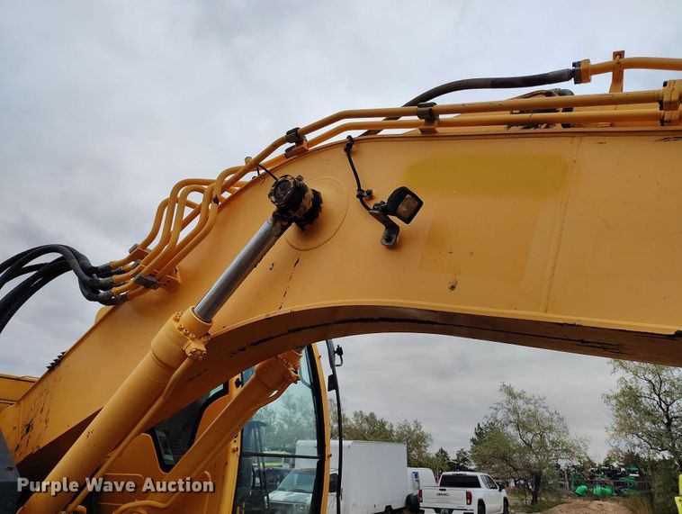 image for item DP5024 2013 Hyundai Robex 235LCR-9 excavator