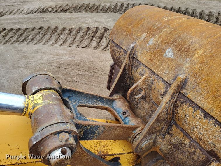 image for item DP5024 2013 Hyundai Robex 235LCR-9 excavator