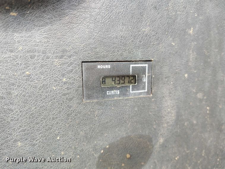 image for item DP5024 2013 Hyundai Robex 235LCR-9 excavator