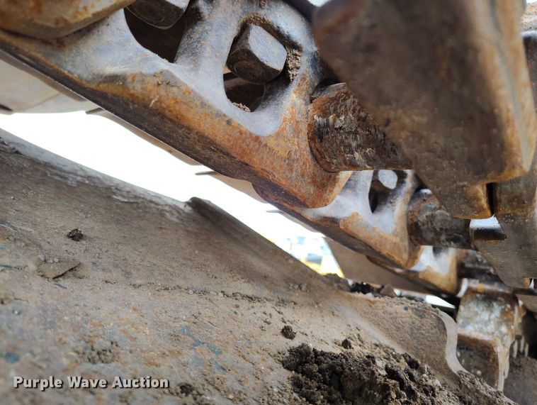 image for item DP5024 2013 Hyundai Robex 235LCR-9 excavator