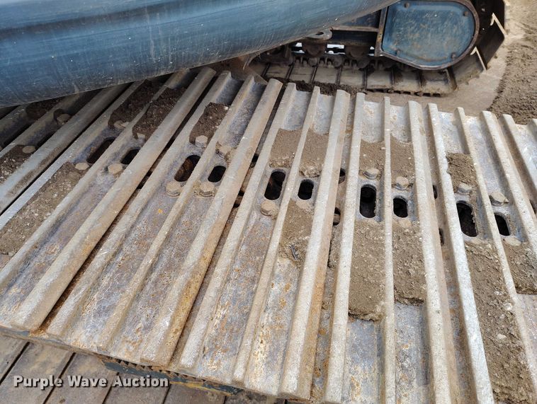 image for item DP5024 2013 Hyundai Robex 235LCR-9 excavator