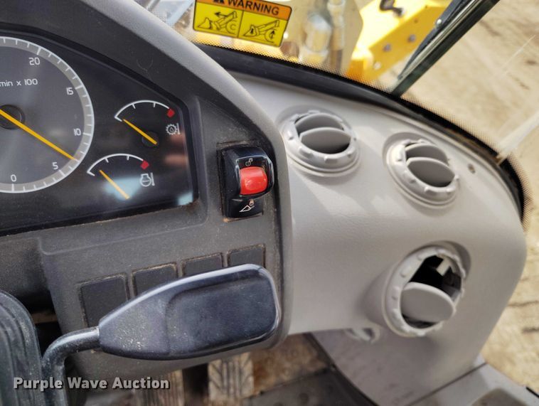 image for item DP5025 2017 Volvo L60H wheel loader