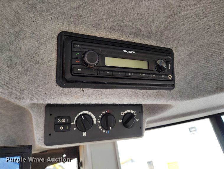 image for item DP5025 2017 Volvo L60H wheel loader