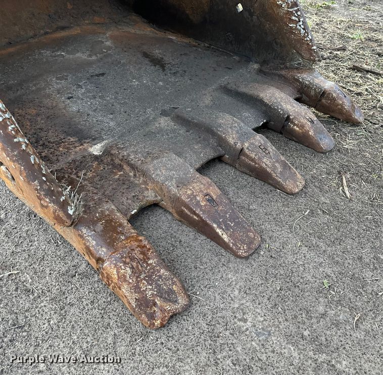 image for item DP8890 1999 Case 9040B excavator