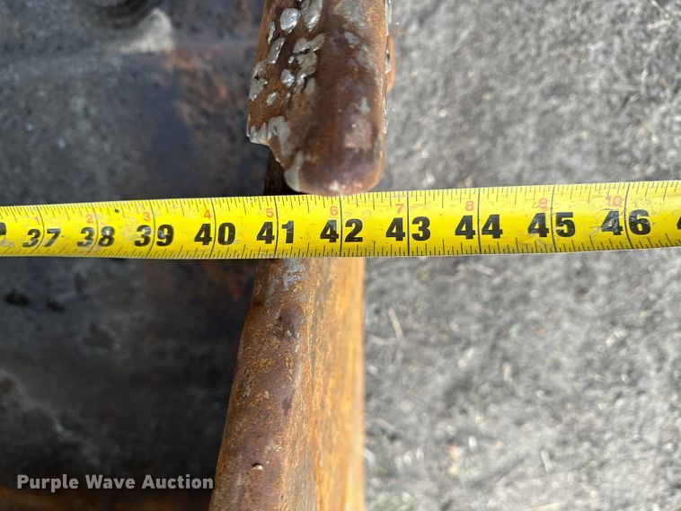 image for item DP8890 1999 Case 9040B excavator