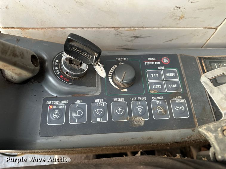 image for item DP8890 1999 Case 9040B excavator