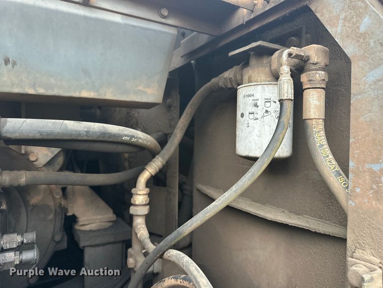 image for item DP8890 1999 Case 9040B excavator