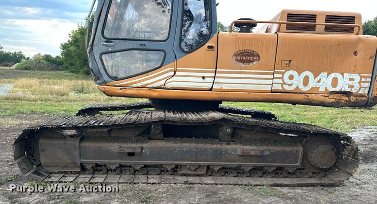 image for item DP8890 1999 Case 9040B excavator
