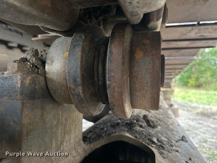 image for item DP8890 1999 Case 9040B excavator