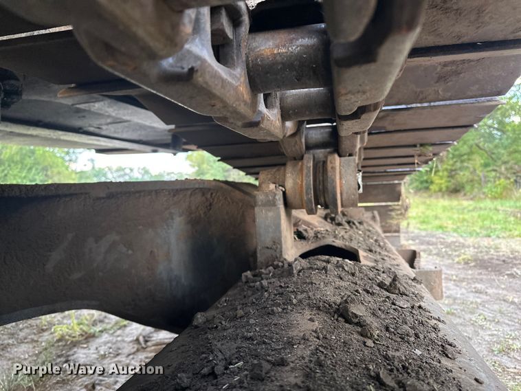 image for item DP8890 1999 Case 9040B excavator