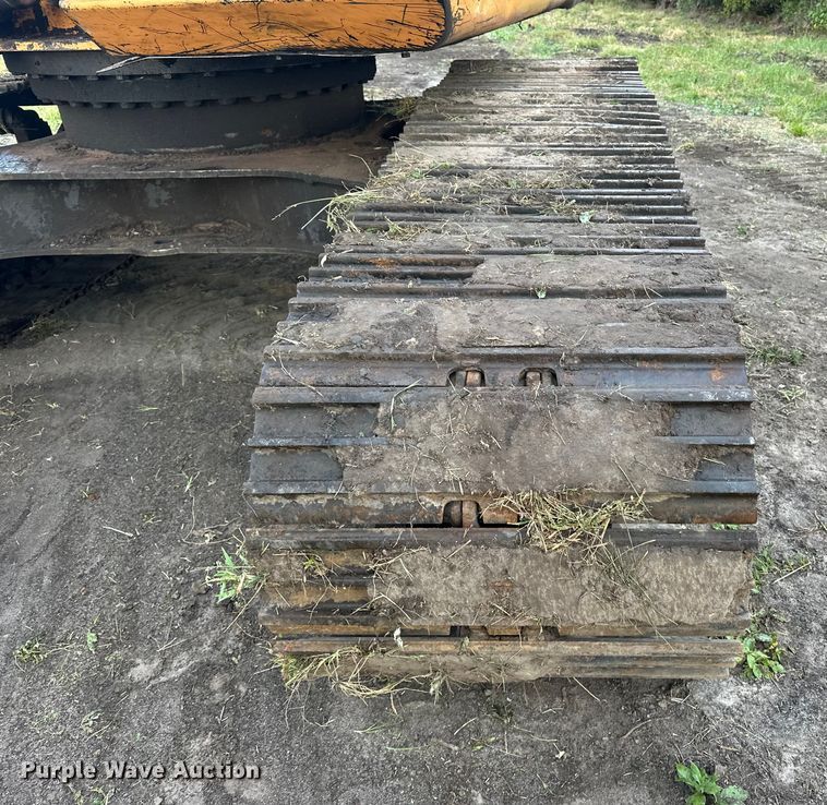 image for item DP8890 1999 Case 9040B excavator