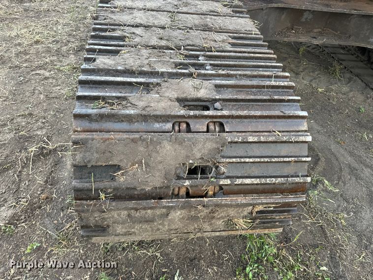 image for item DP8890 1999 Case 9040B excavator