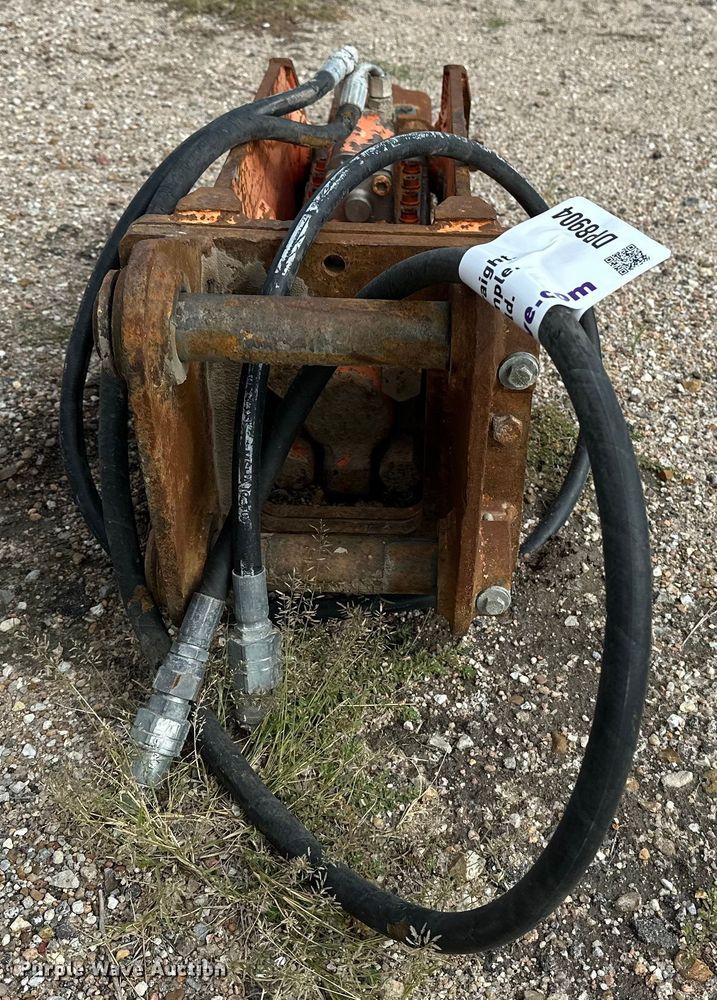 image for item DP8904 NPK GH-2 breaker