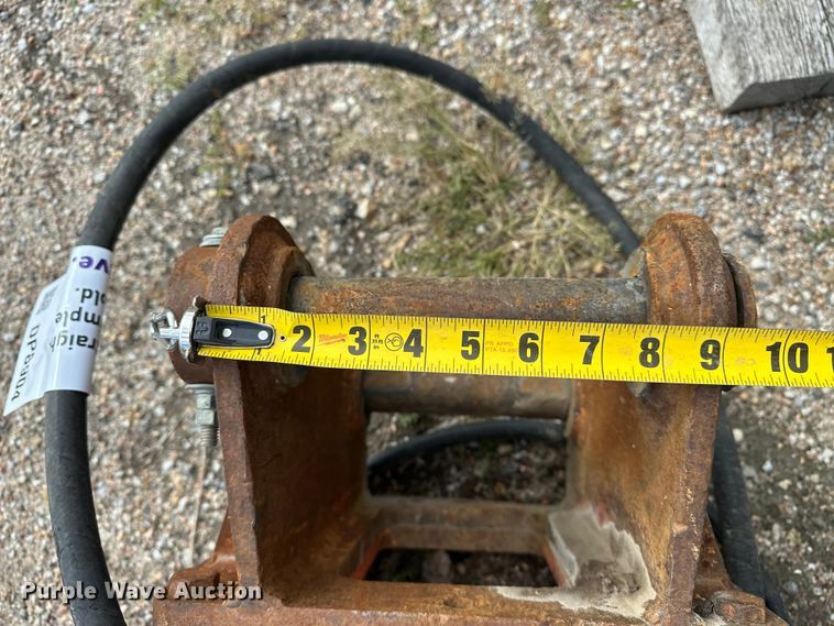 image for item DP8904 NPK GH-2 breaker